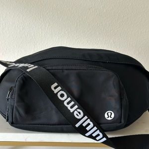 Lululemon belt bag